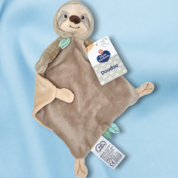 SOS doudou paresseux MOTS D'ENFANTS Leclerc doudou plat beige