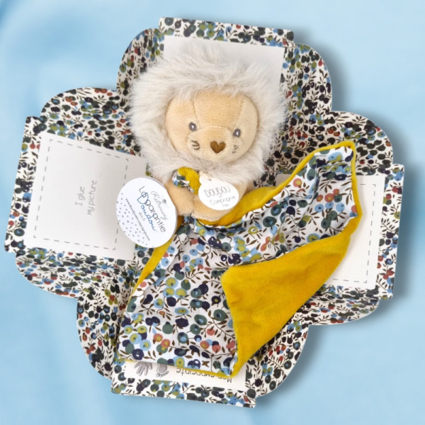 SOS doudou lion DOUDOU & CIE Bohaime petite peluche avec doudou jaune et fleurs DC4018