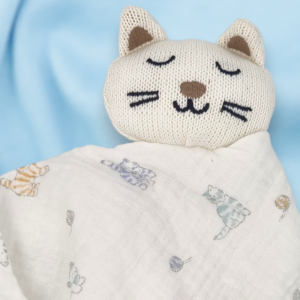 Chat Bout'chou Monoprix blanc