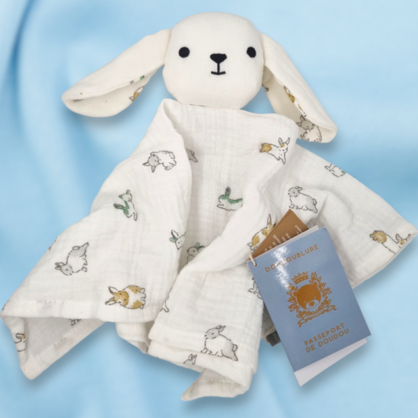 Lapin Bout'chou Monoprix carré plat blanc