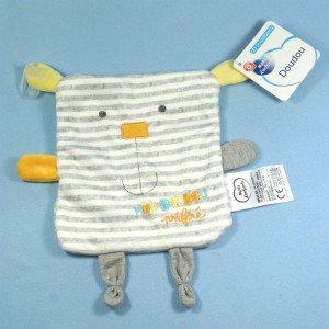 Doudou MOTS D'ENFANTS plat gris et blanc