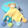 Ours KALOO Bliss doudou plat jaune pompons