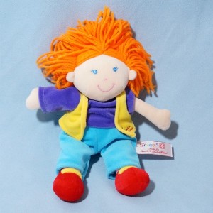 Poupée TIAMO doudou fille cheveux laine orange