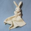 Lapin DOUDOU ET COMPAGNIE blanc mouchoir carré plat Les sources de Caudalie