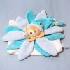 Ours Doudou et Compagnie carré plat fleur bleu