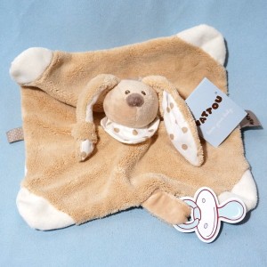 Lapin NATTOU sos doudou capuccino plat beige
