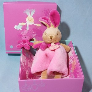 Lapin DOUDOU ET COMPAGNIE Les Animaux Graffitis rose