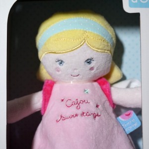 Poupée SUCRE D'ORGE sos doudou CAJOU rose