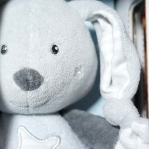 Lapin SUCRE D'ORGE sos doudou peluche gris étoiles