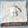 Mouton OBAIBI doudou carré plat blanc écru, spirales marron
