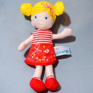 Poupée UNICEF Doudou et Compagnie Coraline