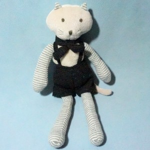 Chat BOUCHARA doudou peluche short gris