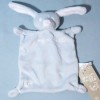 Lapin GRAIN DE BLE doudou plat bleu
