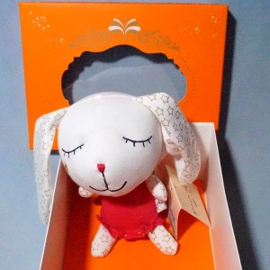 Lapin GRAIN DE BLÉ doudou blanc et rose avec des ailes