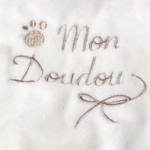 Ours NICOTOY peluche avec doudou carré plat beige et blanc "Mon Doudou"