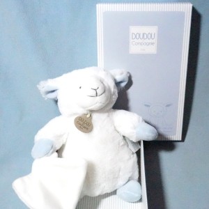 Agneau DOUDOU ET COMPAGNIE bleu Mon tout petit...