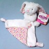 Lapin POMMETTE doudou blanc, fleurs rose et oiseau