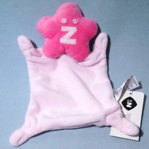 doudou GRAIN DE BLE "Z" plat rose
