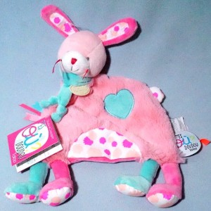 Lapin DOUDOU ET COMPAGNIE plat Tatoo rose