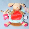 Chien DOUDOU ET COMPAGNIE fraise marionnette cueillette DC2572