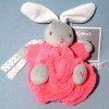 Lapin KALOO doudou boule Néon Plume rose PM