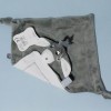 Ane Bourriquet DISNEY doudou carré plat gris