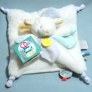 Agneau DOUDOU ET COMPAGNIE "Doudou Tatoo" blanc