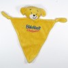 Chien BLEDINA doudou plat triangle jaune