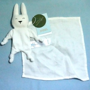 Lapin BOUT'CHOU (Monoprix) doudou lange carré plat blanc