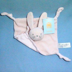 Lapin BOUT'CHOU (Monoprix) doudou carré plat rose étoiles