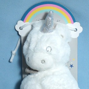 Licorne BABY NAT peluche blanche doudou plat blanc arc-en-ciel