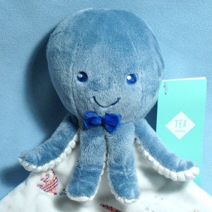Pieuvre TEX peluche bleue et doudou blanc