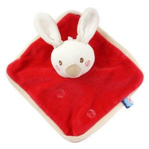 Lapin SUCRE D'ORGE doudou carré plat rouge