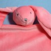 Lapin VERTBAUDET doudou plat rose
