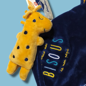 Girafe MOTS D'ENFANTS doudou bleu marine "Je veux des bisous de mon papa"