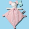 Souris TEX BABY Carrefour doudou plat rose