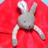 Lapin OKAÏDI OBAÏBI doudou rose étoiles