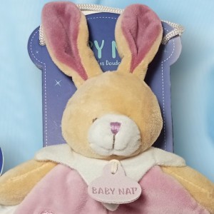 Lapin BABY NAT "les lumilunes" rose luminescent