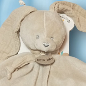 Lapin BABY NAT doudou plat Mocca beige