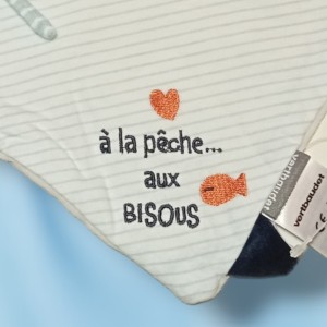 Mouette VERTBAUDET doudou plat La pêche aux bisous